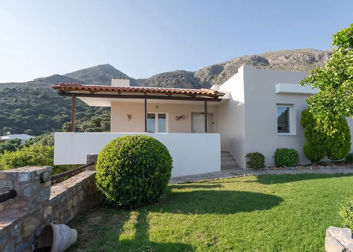 Athanasia Holiday House