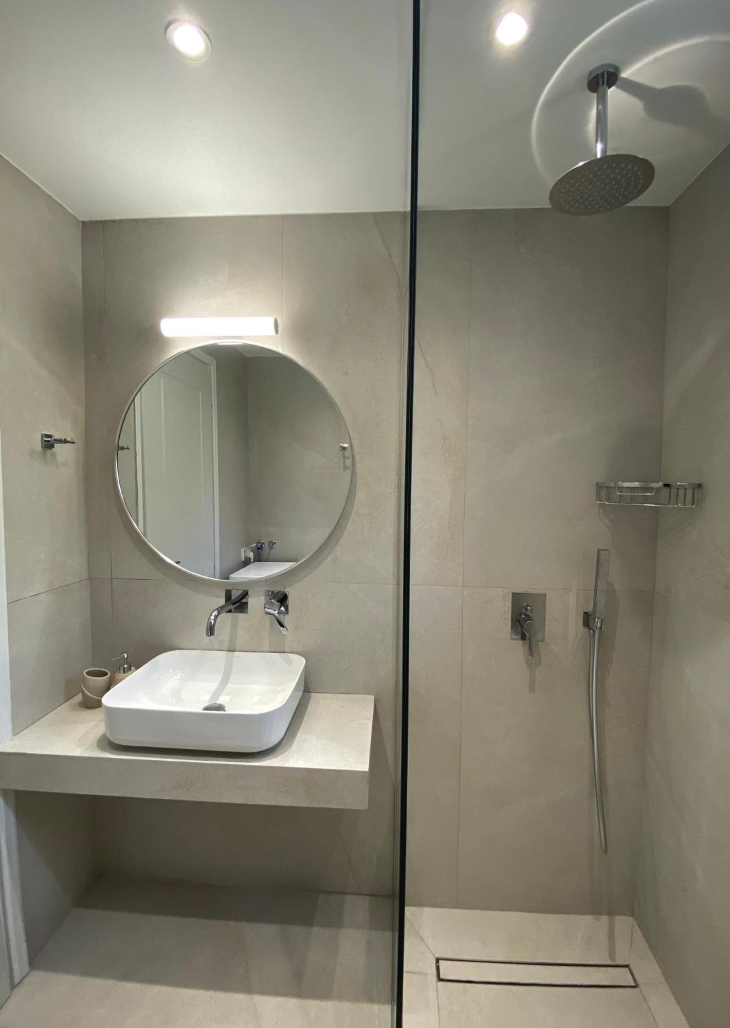 Athanasia House Case de vacanță Asomatoi